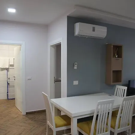 Hotel Shengjini -twin Towers-