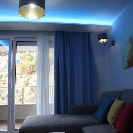 Shengjini -twin Towers-