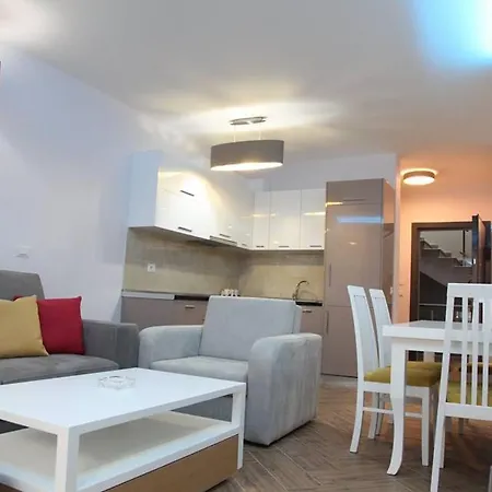 Hotel Shengjini -twin Towers- Shëngjin